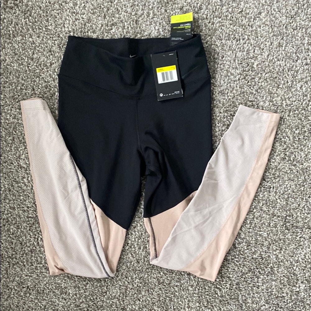 Nike Training Power Pocket Lix Tight Fit Leggings